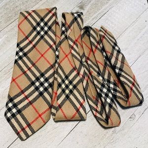 Burberry Vintage Nova Check 100% Wool Tie